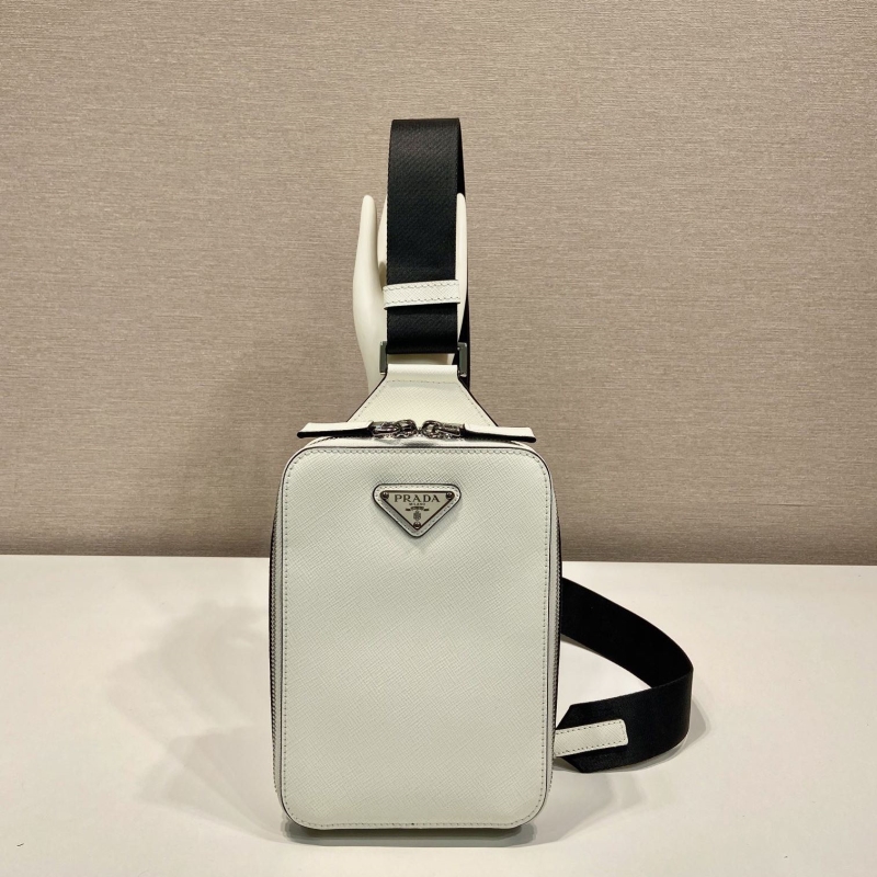Pra*a waist chest packs